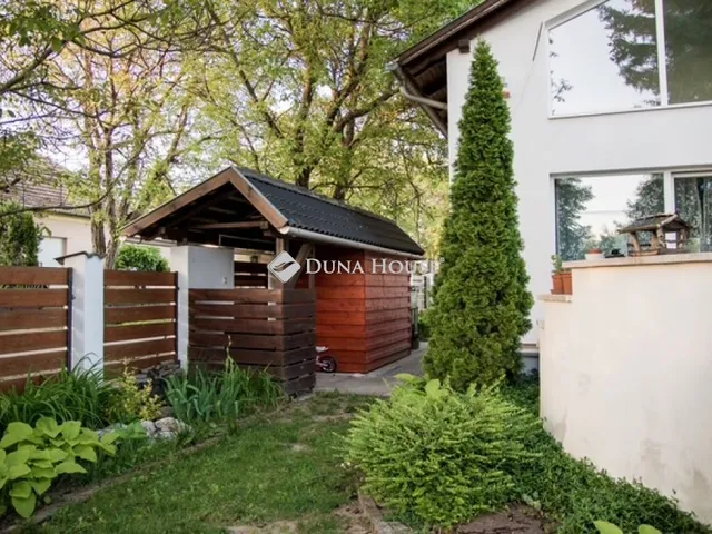 Eladó ház Biatorbágy 251 nm