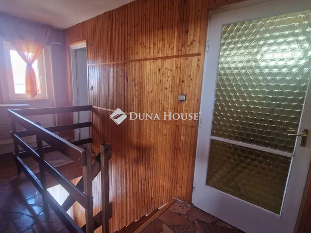 Eladó lakás Székesfehérvár 115 nm