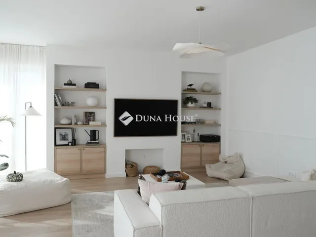 Eladó ház Szentendre 190 nm