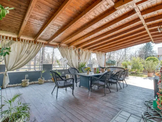 Eladó ház Szigethalom 309 nm