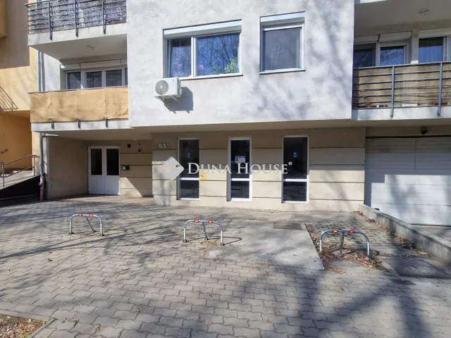 Eladó kereskedelmi és ipari ingatlan Budapest XI. kerület 64 nm