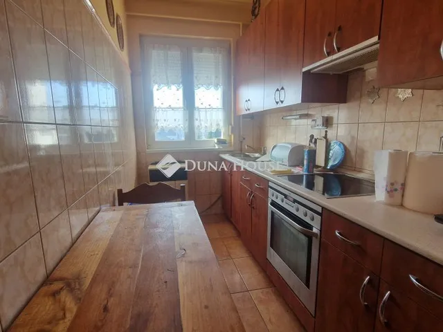 Eladó lakás Székesfehérvár 115 nm