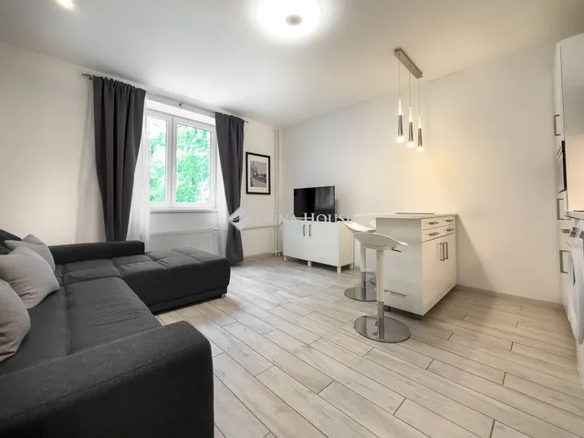 Eladó lakás Budapest VI. kerület 37 nm