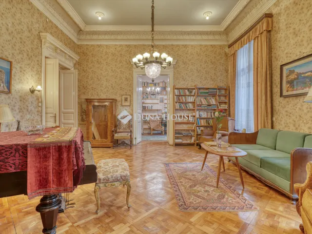 Eladó lakás Budapest VI. kerület 196 nm