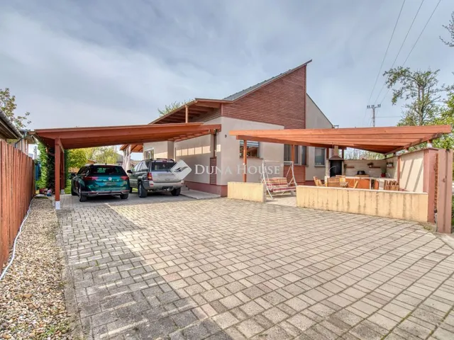 Eladó ház Délegyháza 135 nm