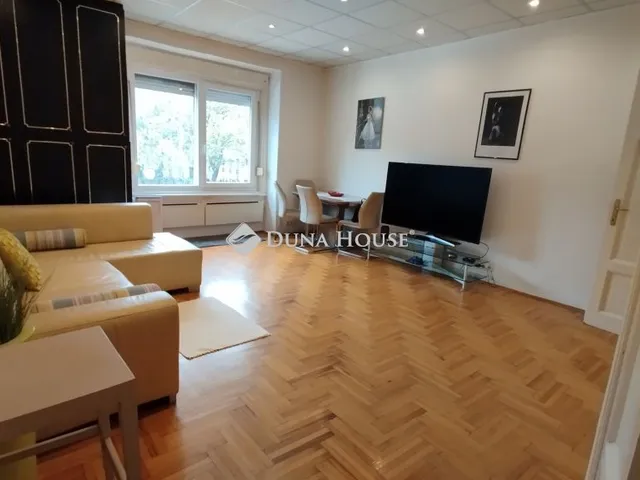 Eladó lakás Budapest V. kerület 55 nm