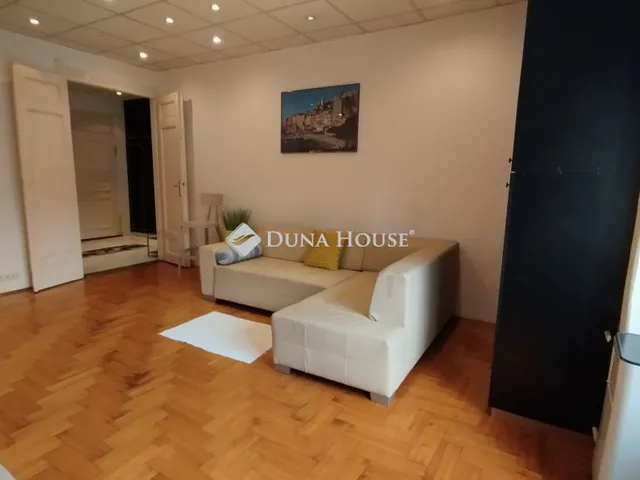 Eladó lakás Budapest V. kerület, Múzeum körút 55 nm