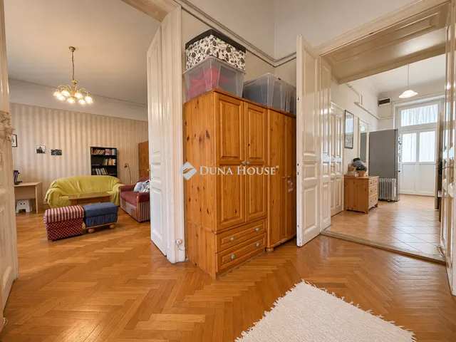 Eladó lakás Budapest VI. kerület 89 nm