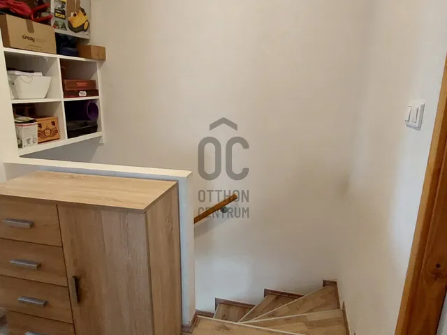 Eladó ház Üllő 72 nm