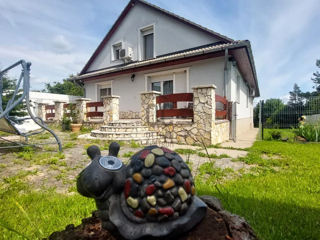 Eladó ház Sülysáp 200 nm