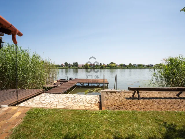 Eladó üdülő és hétvégi ház Ráckeve, Angyali-sziget 192 nm