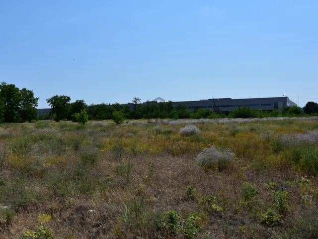 Eladó telek Gyál 6043 nm