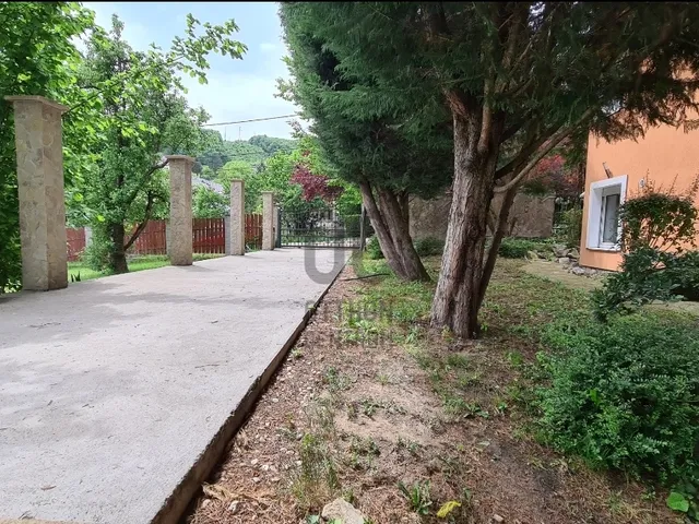 Eladó ház Budapest II. kerület, Budaliget 550 nm