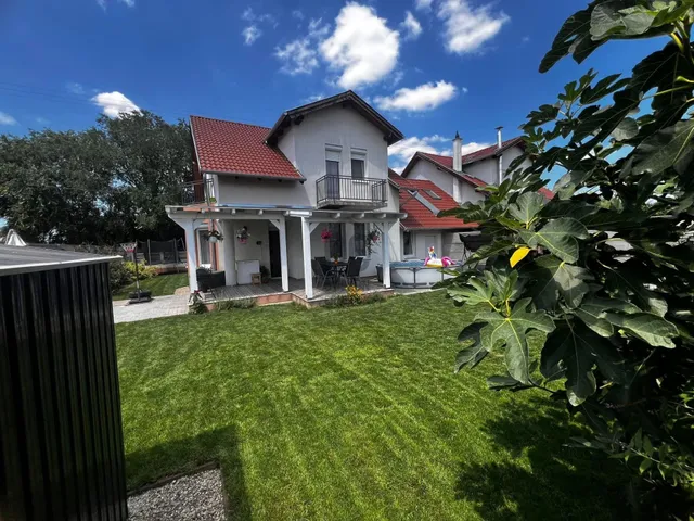 Eladó ház Délegyháza 175 nm