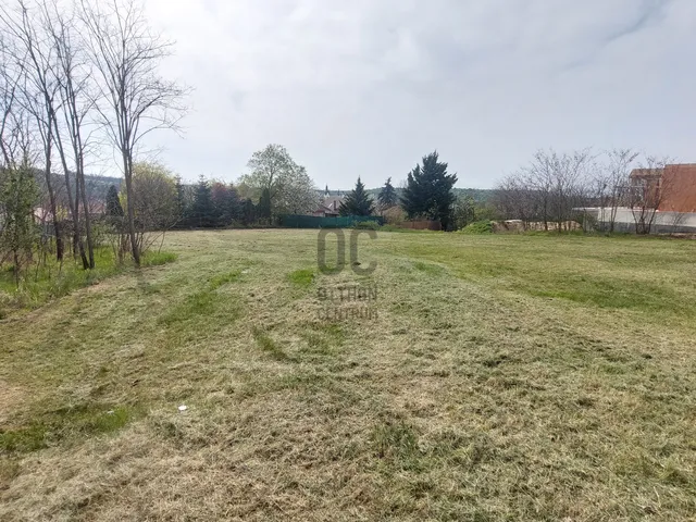 Eladó telek Kerepes 715 nm