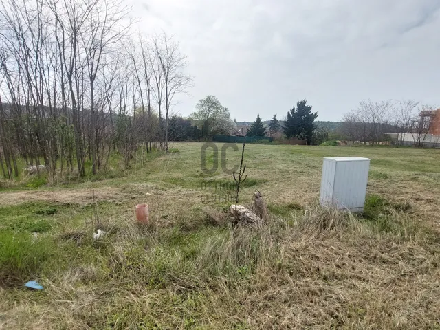 Eladó telek Kerepes 715 nm