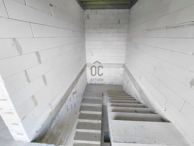 Eladó ház Kakucs 399 nm