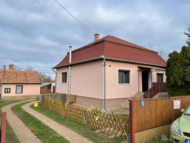 Eladó ház Debrecen, Józsa 100 nm