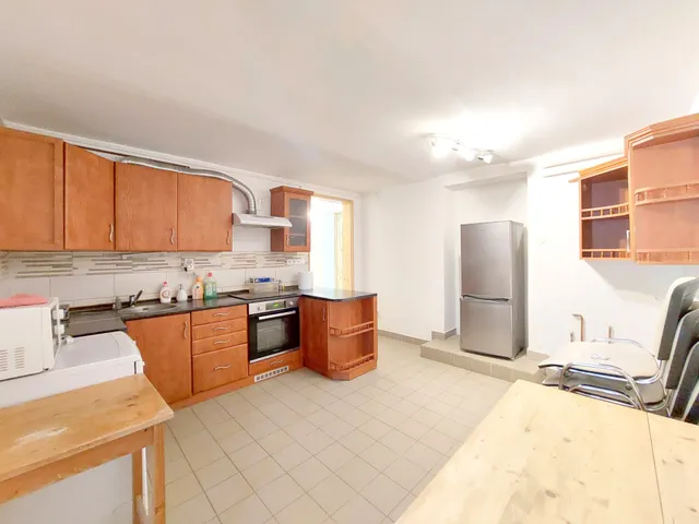 Eladó lakás Szeged, Belváros 99 nm
