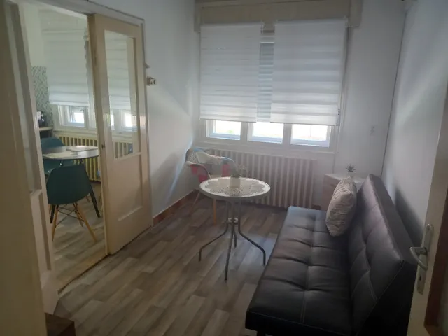 Eladó ház Szeged, Szőreg 160 nm