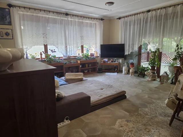 Eladó ház Csongrád, Szemere Bertalan utca 300 nm
