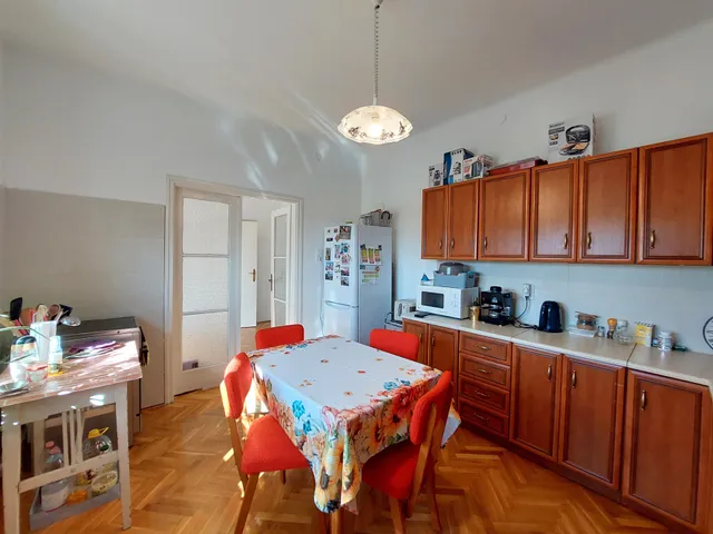 Eladó ház Szeged, Újszeged 160 nm