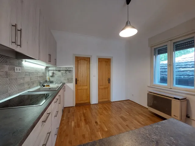 Eladó ház Röszke 70 nm