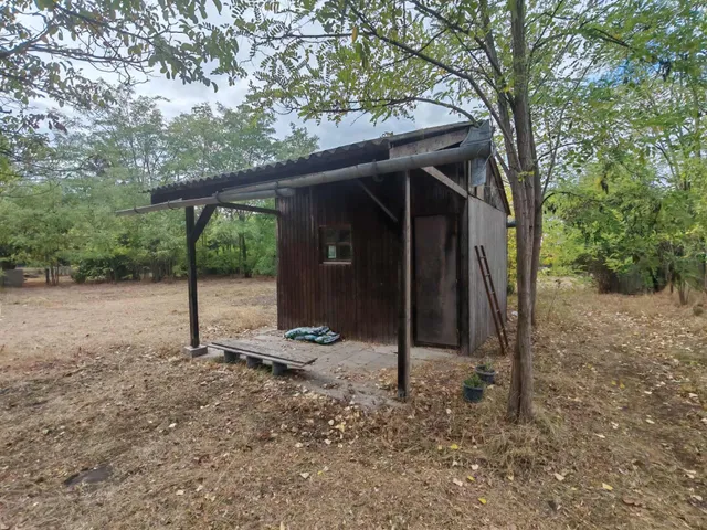 Eladó mezőgazdasági ingatlan Szeged, Kiskundorozsma, Lizinka köz 15 nm