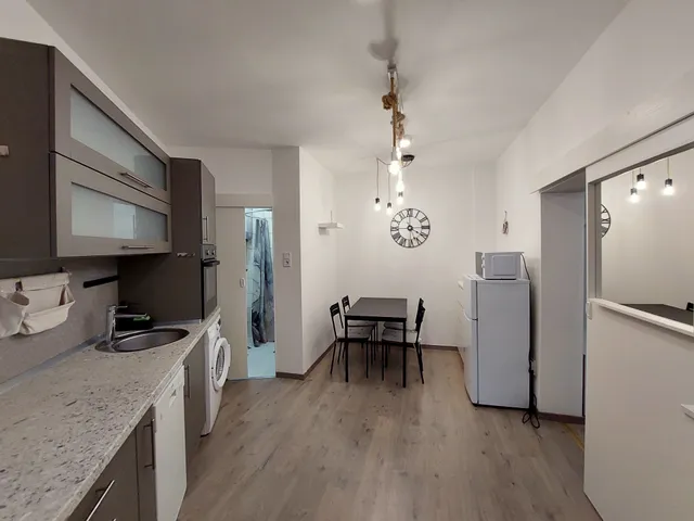 Eladó lakás Szeged, Belváros 36 nm