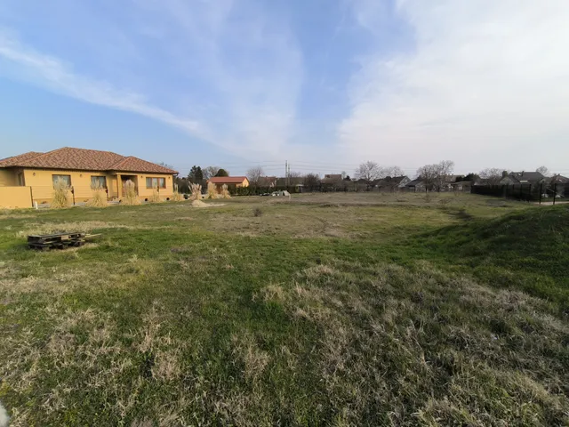 Eladó telek Szeged, Béketelep 1993 nm