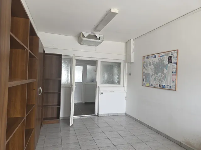 Kiadó kereskedelmi és ipari ingatlan Szeged, Iparváros 18 nm