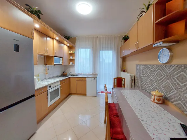 Eladó lakás Szeged, Rókus, Puskás utca 57 nm