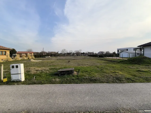 Eladó telek Szeged, Béketelep 925 nm