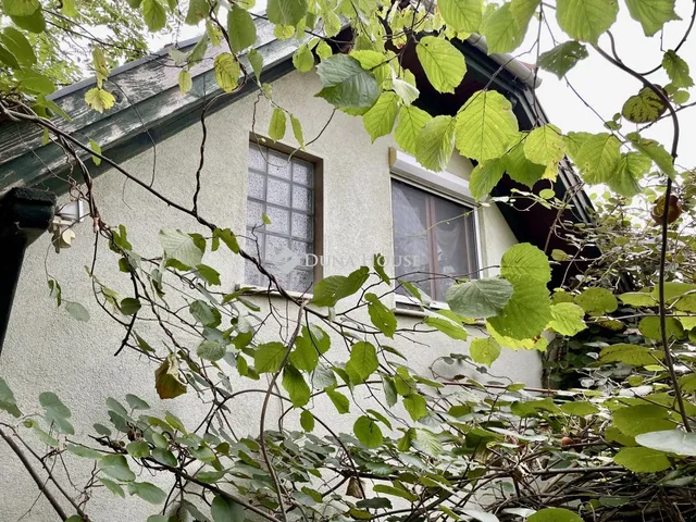 Eladó üdülő és hétvégi ház Süttő, Zártkert 50 nm
