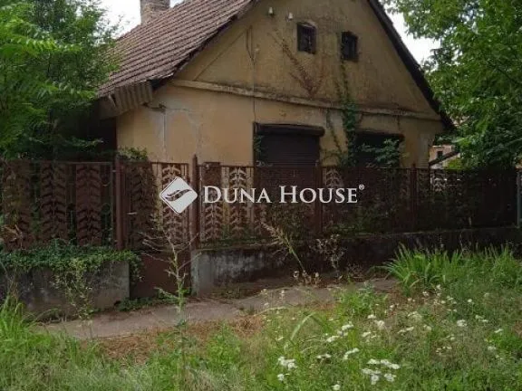 Eladó ház Szakály 70 nm