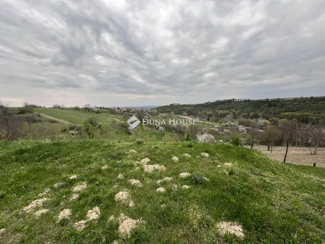 Eladó telek Nyergesújfalu, Zártkert 3394 nm