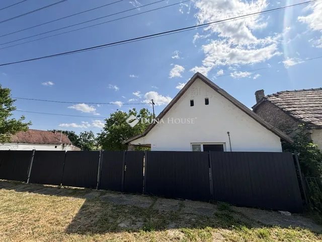 Eladó ház Nagysáp 81 nm