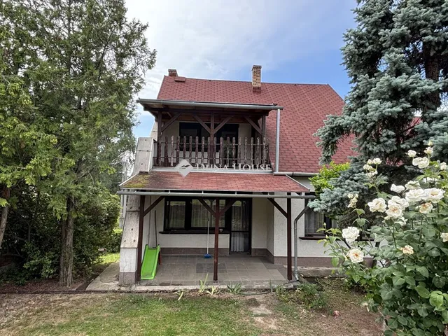 Eladó ház Lábatlan 161 nm