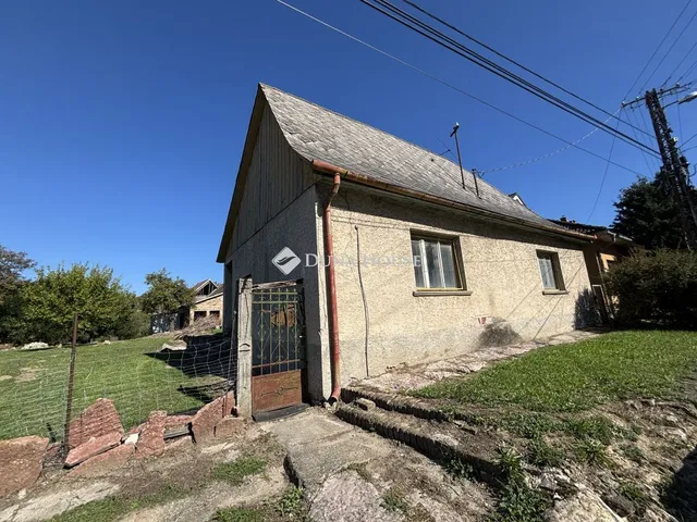 Eladó ház Lábatlan 65 nm