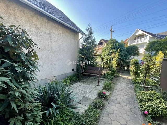 Eladó ház Dorog, Attila utca 240 nm