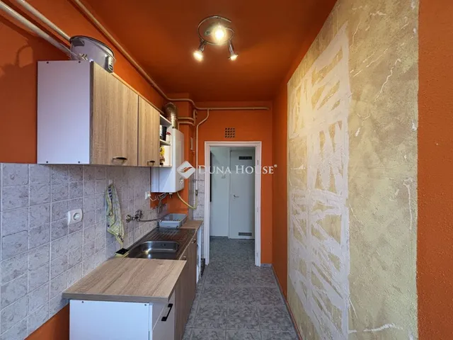 Eladó lakás Esztergom, Szalézi utca 41 nm