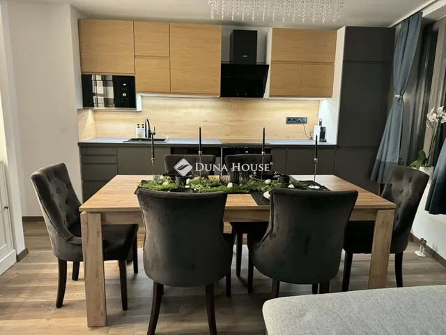 Eladó lakás Esztergom 114 nm