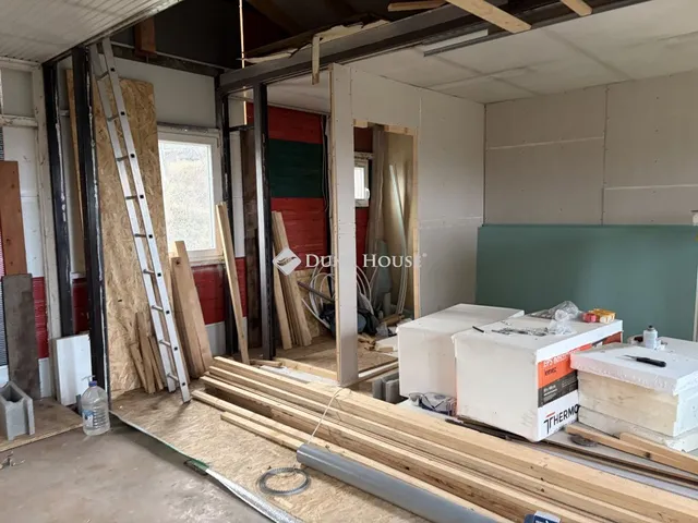 Eladó ház Dorog, Zártkert 34 nm