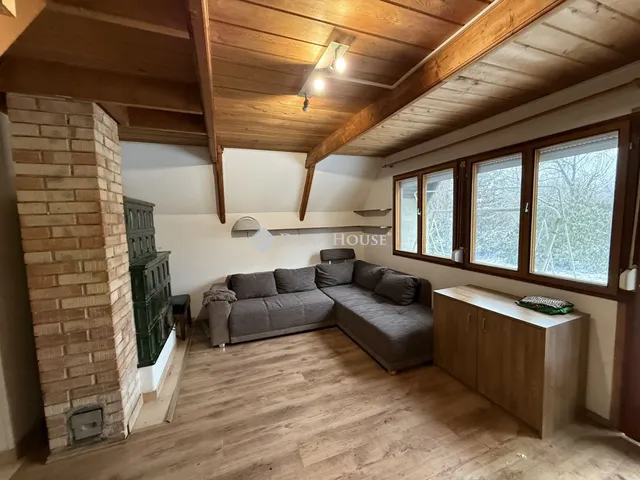 Eladó üdülő és hétvégi ház Esztergom, Tündérkert utca 48 nm