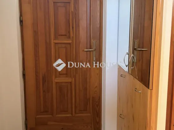 Eladó lakás Nyergesújfalu, Kossuth Lajos utca 39 nm