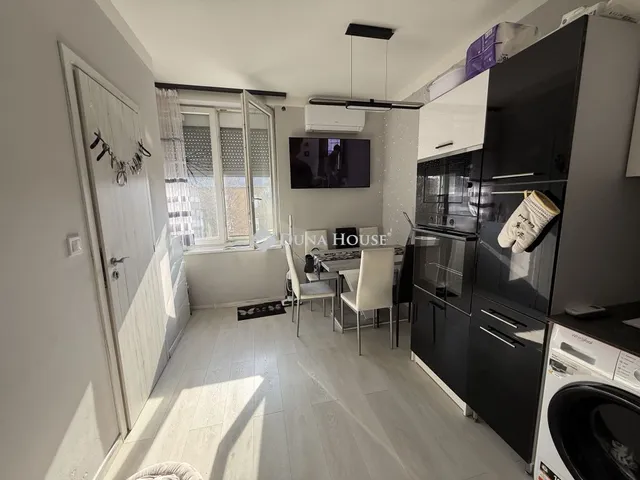 Eladó lakás Lábatlan, Cementgyári lakótelep 46 nm