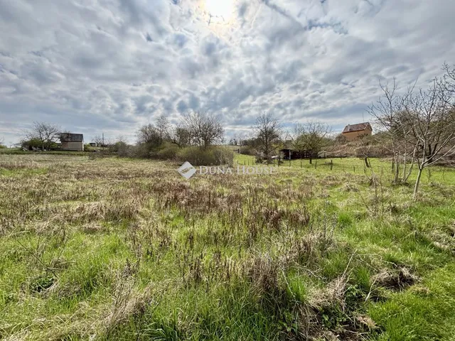 Eladó telek Nyergesújfalu, Nincs utca 2362 nm