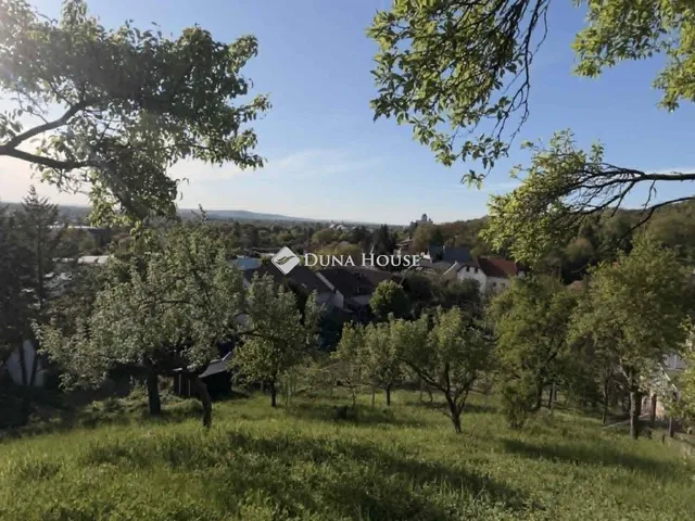 Eladó telek Esztergom 901 nm