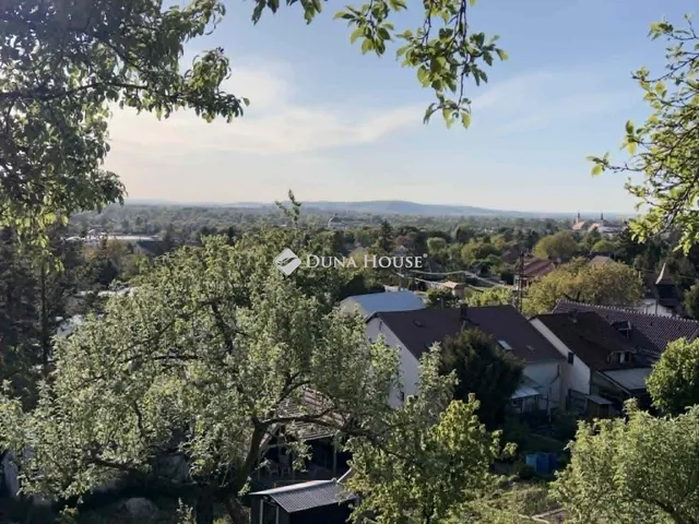 Eladó telek Esztergom, Felső-Kenderes dűlő 901 nm