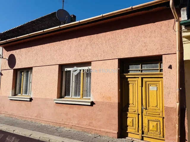 Eladó ház Esztergom 73 nm
